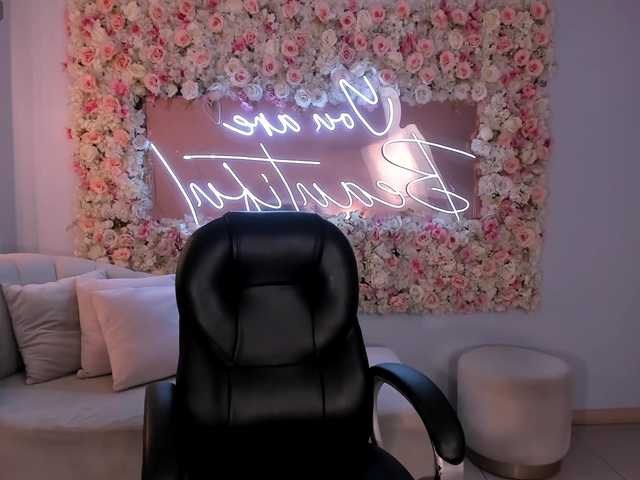 AbbyDalton's BongaCams show and profile