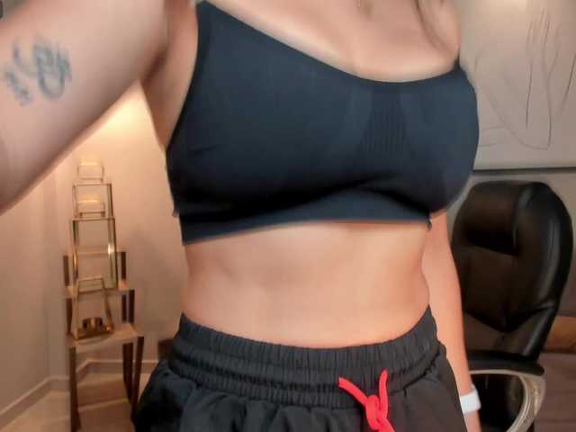 AbbyDalton's BongaCams show and profile