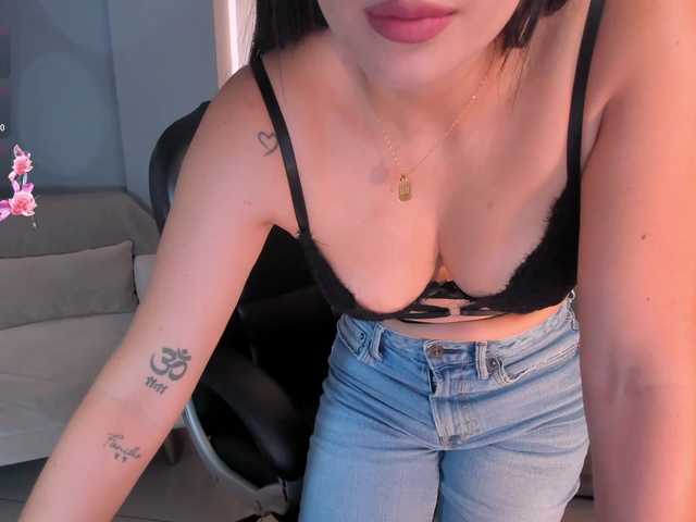 AbbyDalton's BongaCams show and profile