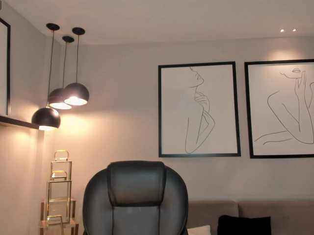 AbbyDalton's BongaCams show and profile