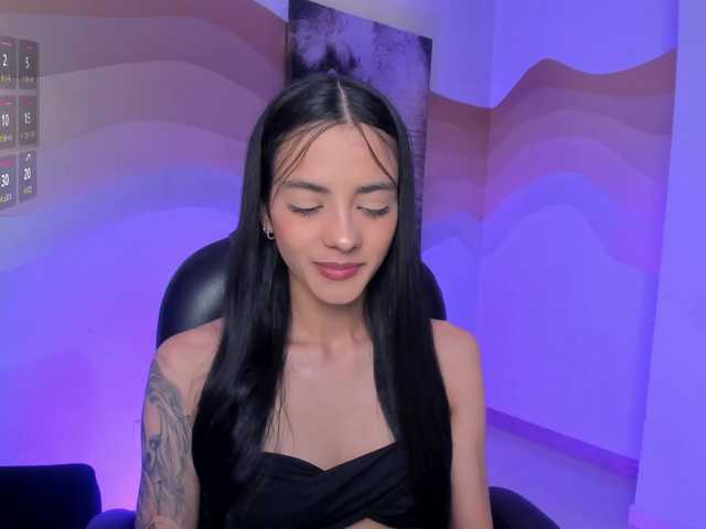 HannahJames's BongaCams show and profile