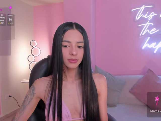 HannahJames's BongaCams show and profile