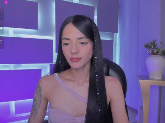 HannahJames's BongaCams show and profile