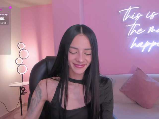 HannahJames's BongaCams show and profile