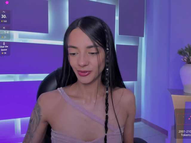 HannahJames's BongaCams show and profile