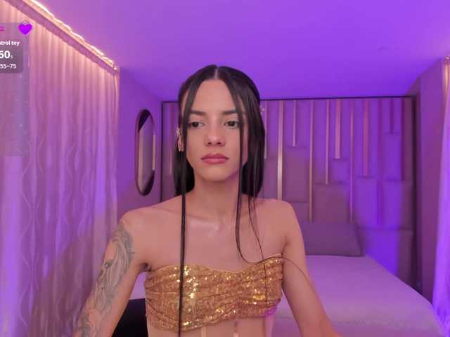 HannahJames's BongaCams show and profile