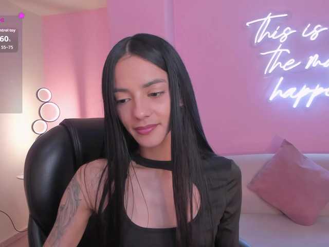 HannahJames's BongaCams show and profile