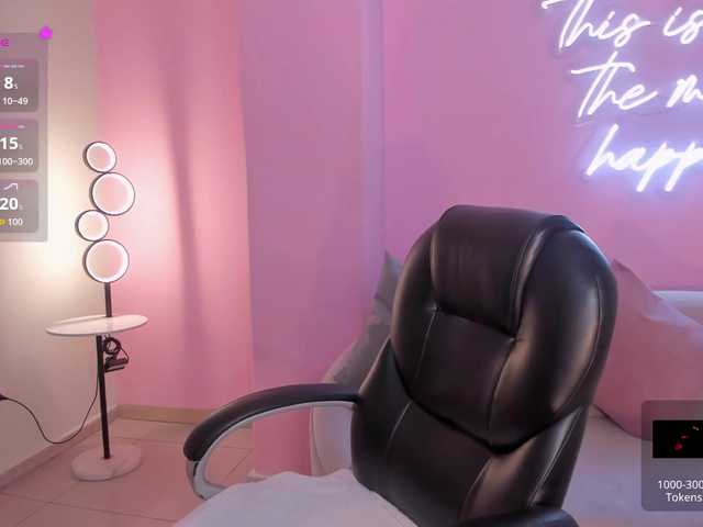 HannahJames's BongaCams show and profile