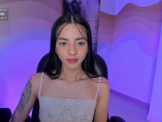 HannahJames's BongaCams show and profile