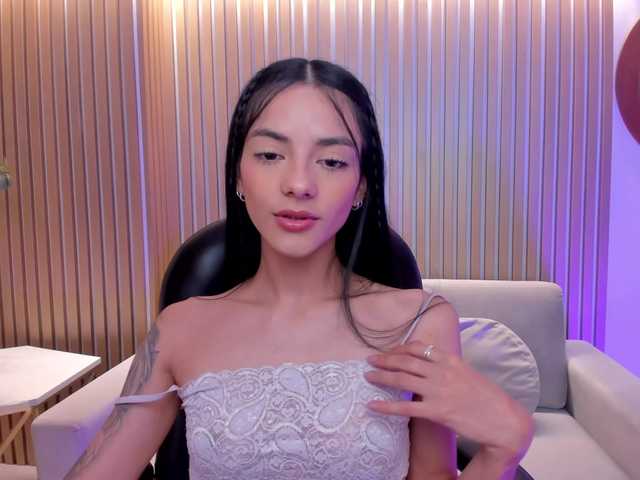 HannahJames's BongaCams show and profile