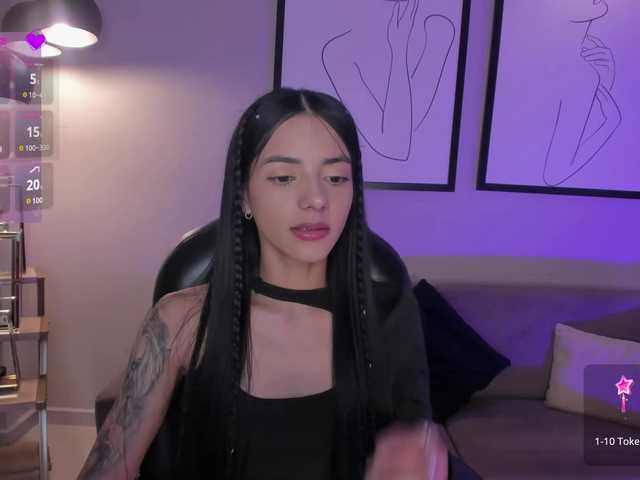 HannahJames's BongaCams show and profile