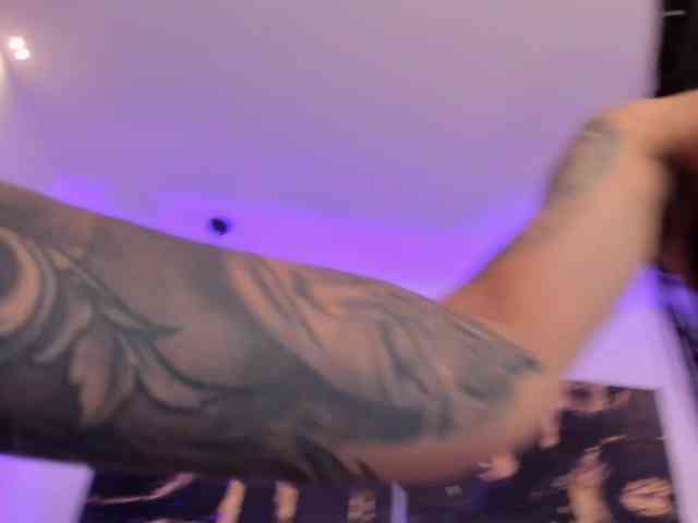 HannahJames webcam