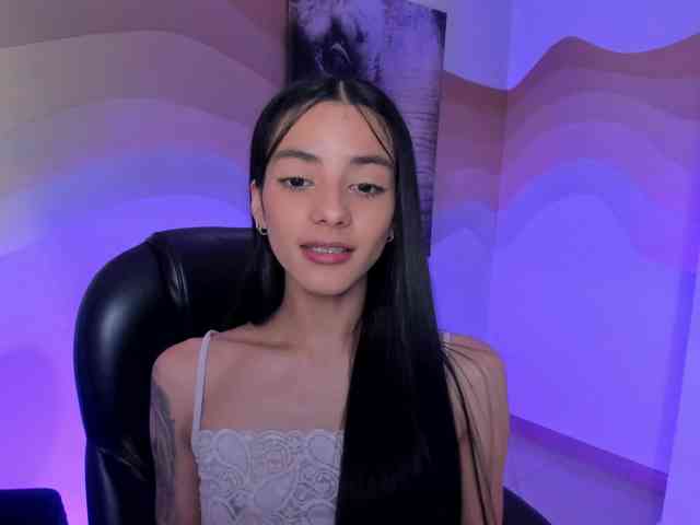 HannahJames Live Webcam on BongaCams