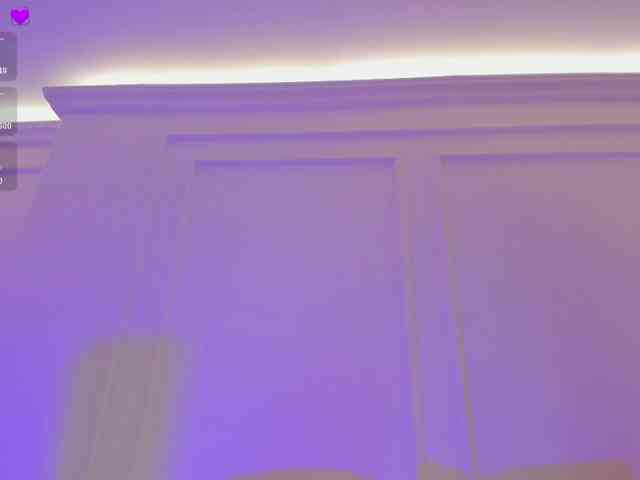 HannahJames Live Webcam on BongaCams