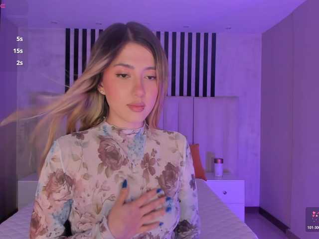 EveBenson's BongaCams show and profile