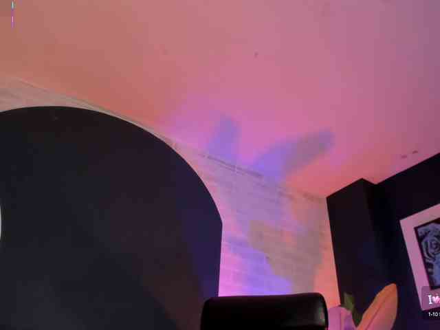 EveBenson webcam