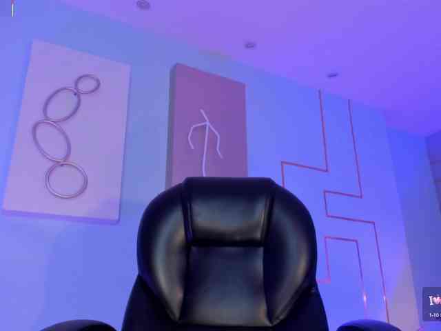 EveBenson webcam