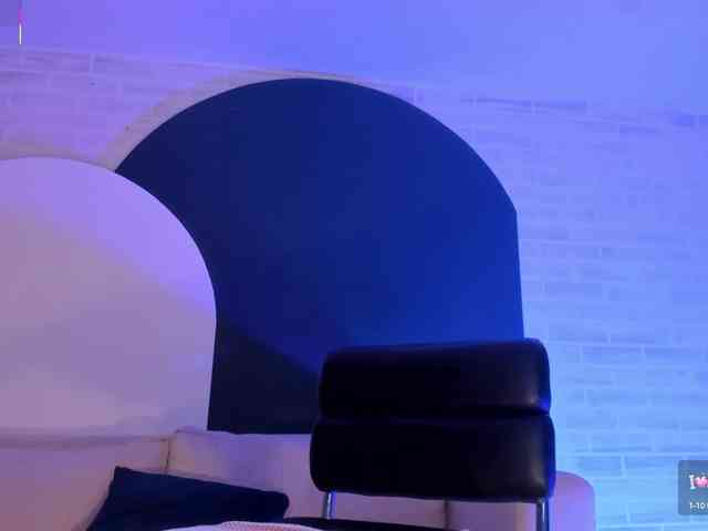EveBenson webcam