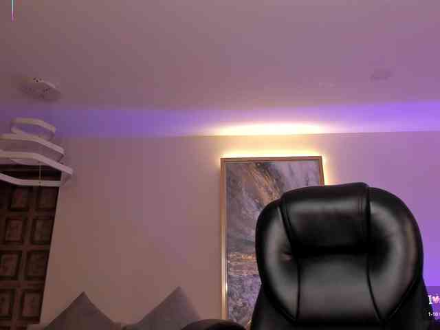 EveBenson webcam