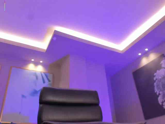 EveBenson webcam