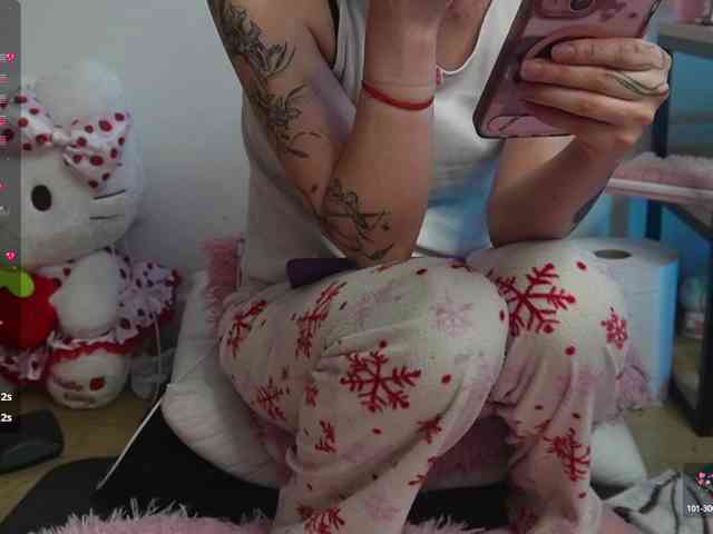 Kitty-Roses webcam