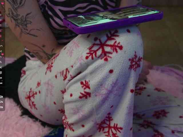 Kitty-Roses webcam