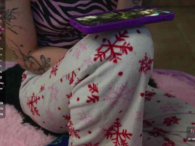Kitty-Roses webcam
