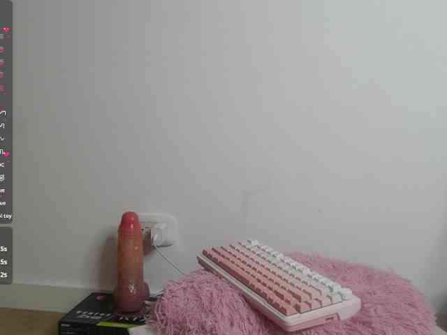 Kitty-Roses webcam