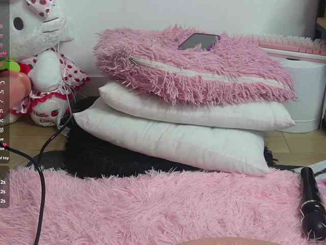 Kitty-Roses webcam