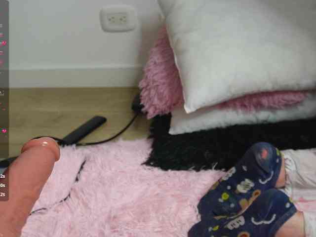 Kitty-Roses webcam