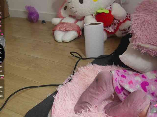Kitty-Roses webcam