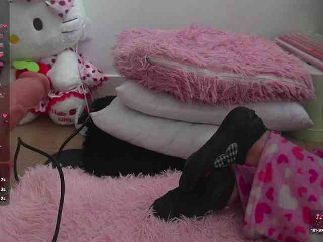Kitty-Roses webcam