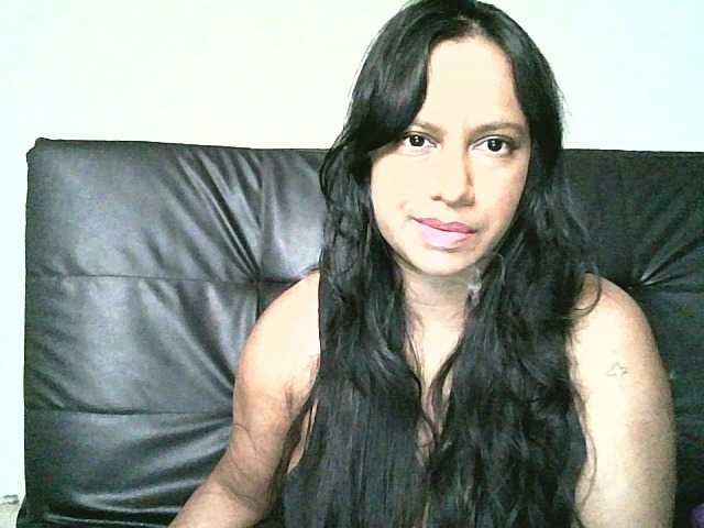 swaness10's BongaCams show and profile