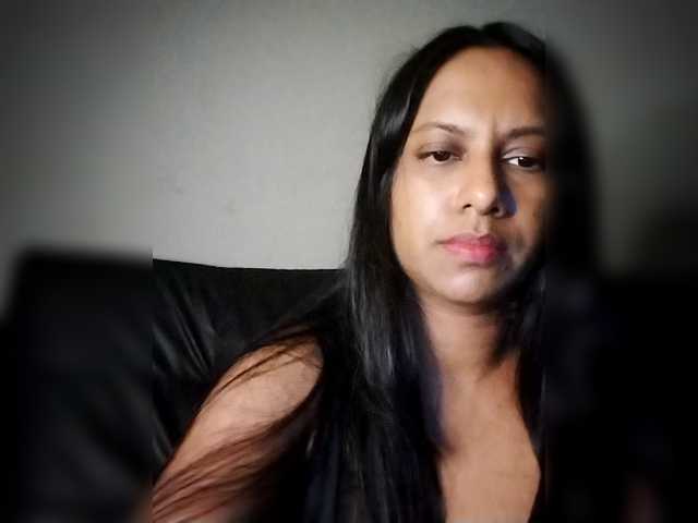 swaness10's BongaCams show and profile