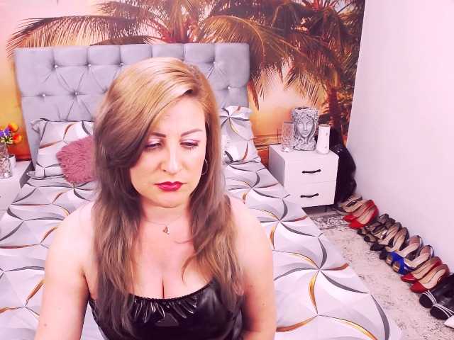 eviajoness's BongaCams show and profile