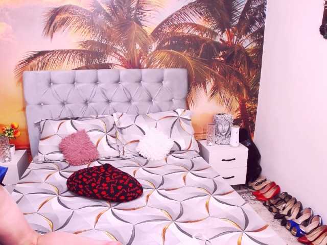 eviajoness's BongaCams show and profile