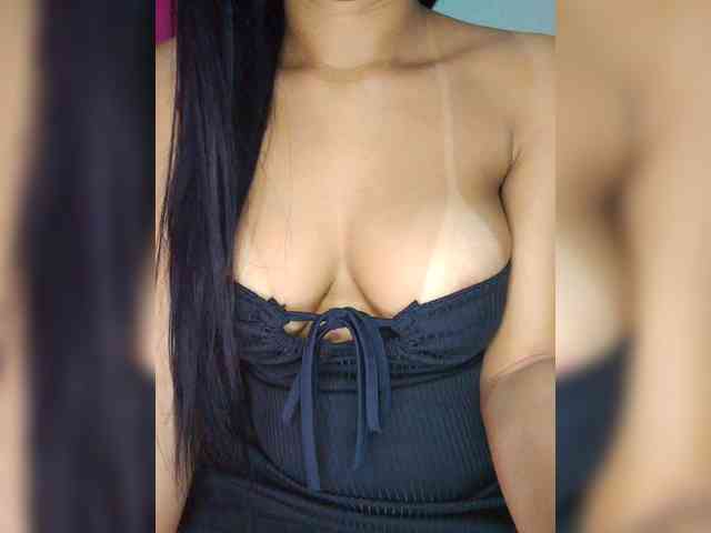 Kellyhot4y webcam