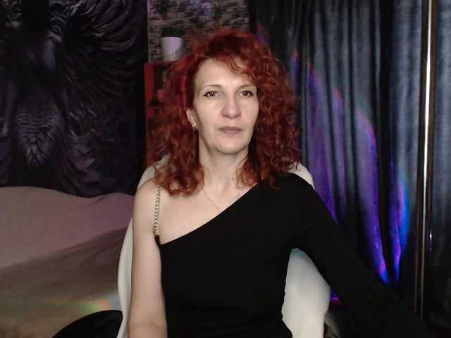 Colibri-'s BongaCams show and profile