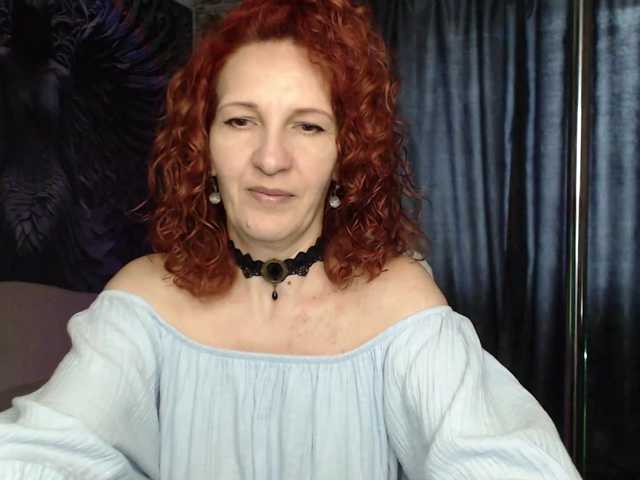 Colibri-'s BongaCams show and profile