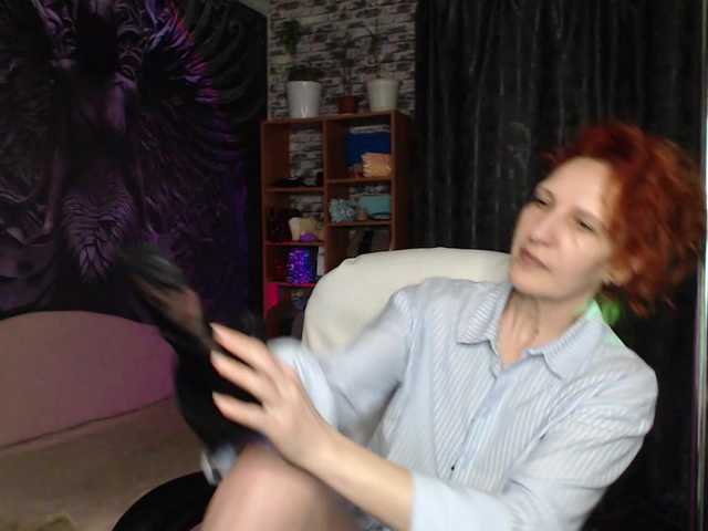 Colibri-'s BongaCams show and profile