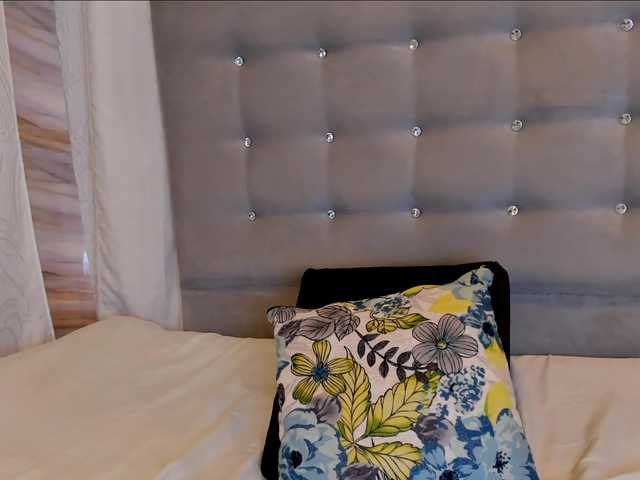 xionelagatee's BongaCams show and profile