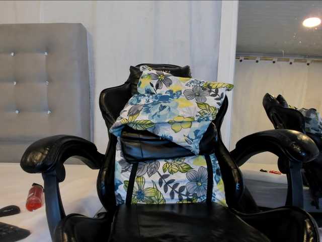 xionelagatee's BongaCams show and profile