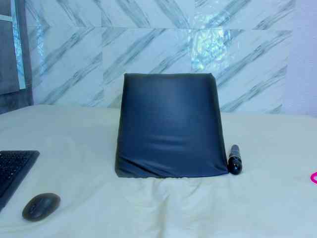 xionelagatee webcam