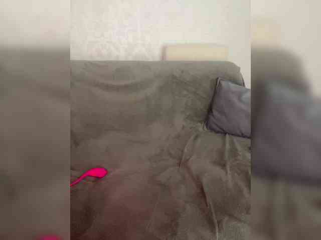 SweetyAnya webcam