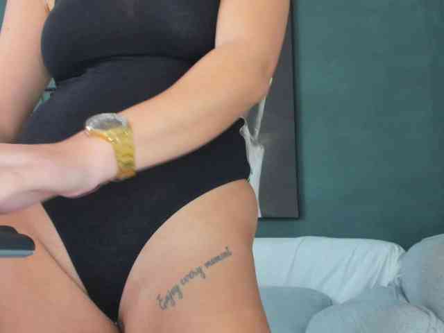 KristalJessika webcam