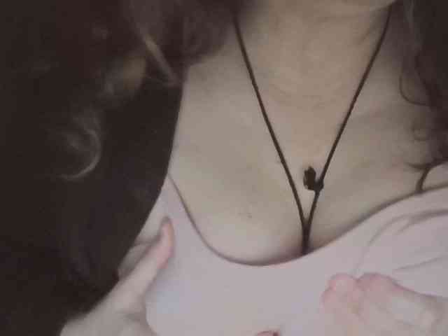 SunnyRaine webcam