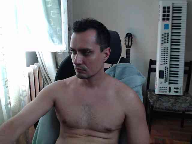 luckyman10000000 Live Webcam on BongaCams