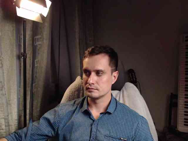 luckyman10000000 Live Webcam on {site_name}