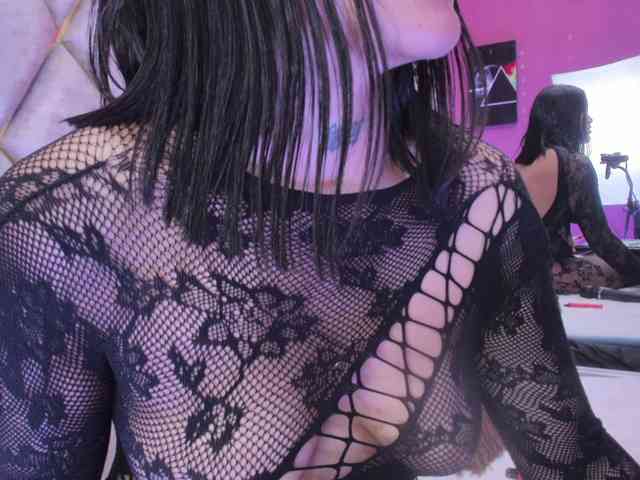 KarlieNaugthy webcam