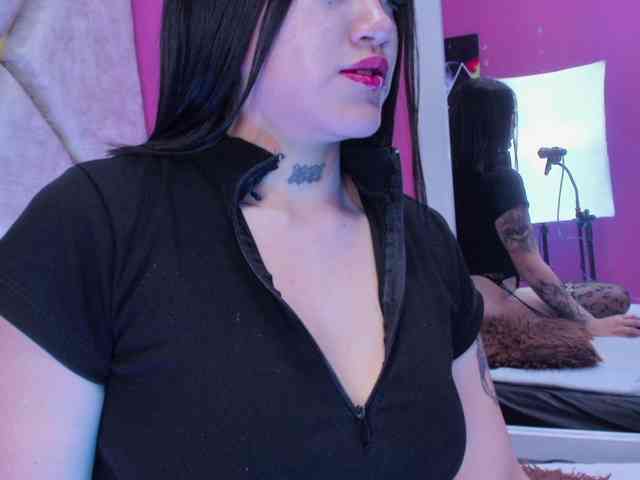 KarlieNaugthy webcam